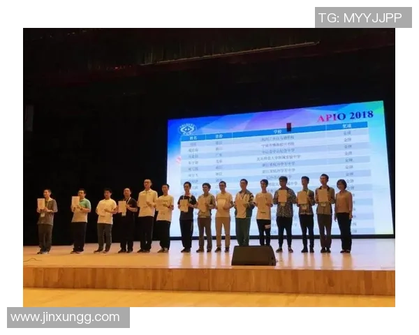 陈强独家分享羽毛球技巧与心得助你提升竞技水平与乐趣